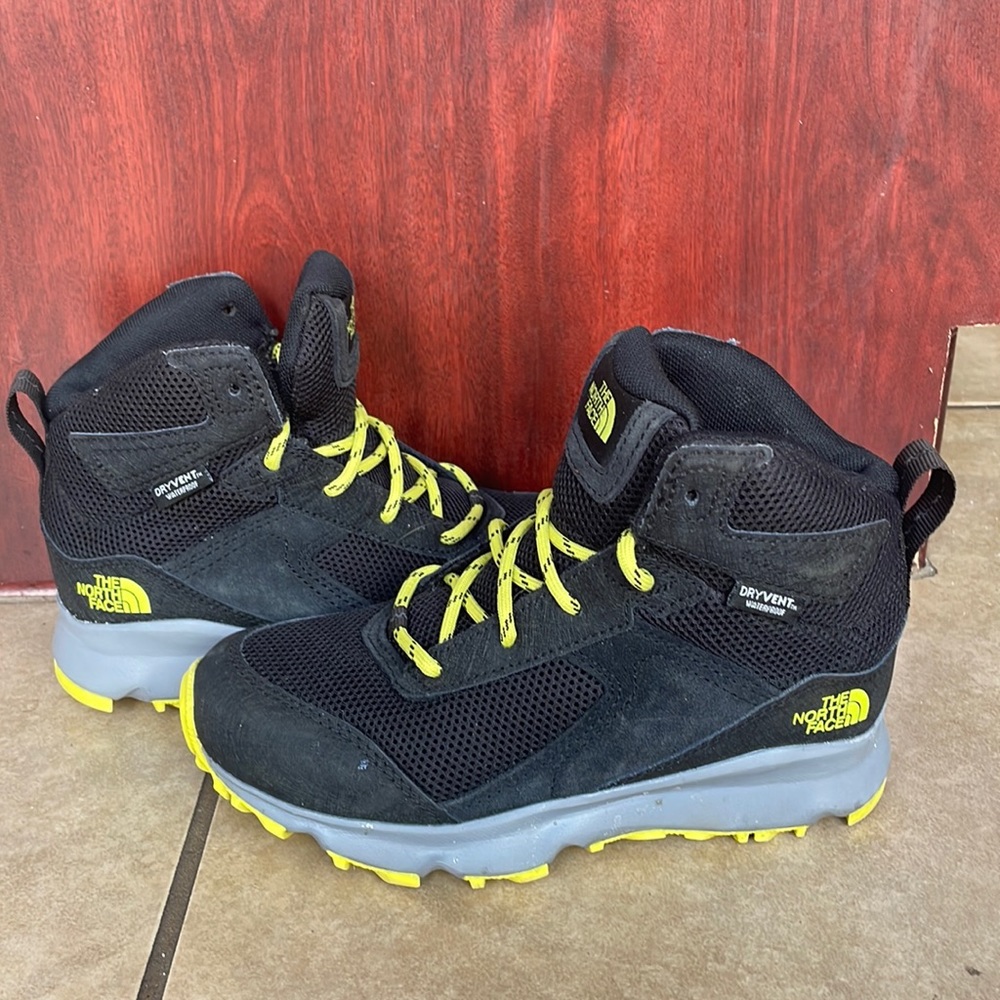 The North Face Kids Black and Yellow Boots